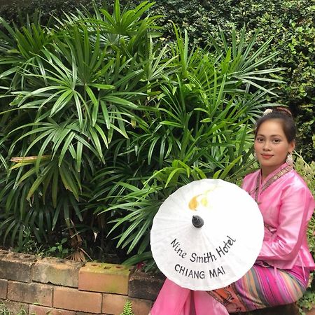 Nine Smiths Hotel Chiangmai Chiang Mai Dış mekan fotoğraf