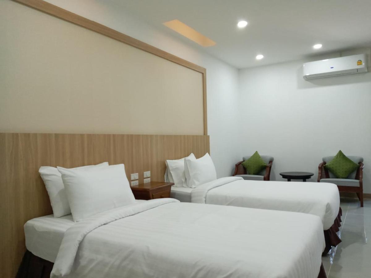 Nine Smiths Hotel Chiangmai Chiang Mai Dış mekan fotoğraf